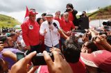 Em Pernambuco, Lula é recebido por correligionários