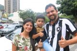Após classificação do Botafogo, torcedores do Rio e de fora desfilam com a camisa nas ruas