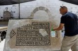 Arqueólogos israelenses descobrem mosaico de 1,5 mil anos