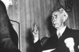 1949: Theodor Heuss é o primeiro presidente da Alemanha Ocidental