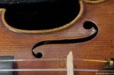 Violino de Buchenwald soa pela primeira vez desde Holocausto