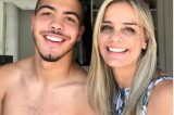 Ex-mulher de Ronaldo Fenômeno publica foto com Ronald e semelhança entre pai e filho impressiona