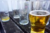 O consumo de álcool provoca 250.000 mortes por câncer de fígado a cada ano