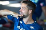 Diego é cortado da Seleção e está fora dos jogos contra Bolívia e Chile Diego é cortado da Seleção e está fora dos jogos contra Bolívia e Chile