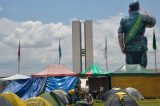 O perigoso flerte do Brasil com o autoritarismo