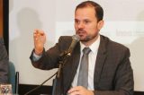 Deputado confunde Bertolt Brecht com Bertoldo Brecha na Alerj e vira piada
