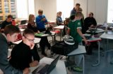 Em inversão de papéis, alunos dão aulas de tecnologia a professores na Finlândia