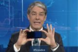 William Bonner surpreende ao ensinar público a filmar pelo celular no meio do Jornal Nacional: ‘Fica a dica’