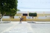 Uauá: Água em cisterna de escola usada para fazer merenda é condenada por mãe de aluno