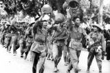  1946 – Ataque do Viet Minh sobre Hanói dá início à Primeira Guerra da Indochina