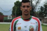 Jogador de futebol é morto a caminho da delegacia para registrar roubo Jogador de futebol é morto a caminho da delegacia para registrar roubo