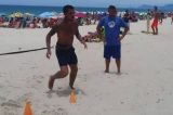 Com audiência até fevereiro, Guerrero treina na praia antes de se apresentar ao Flamengo