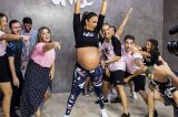 Saiu! Veja clipe de Ivete dançando No Groove com o FitDance