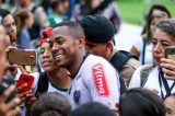 De olho em reforços, Vasco pode ganhar Robinho ‘de presente’ De olho em reforços, Vasco pode ganhar Robinho ‘de presente’