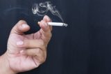 O que faz a Áustria se negar a proibir o cigarro em bares e restaurantes