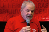 Lula defende diálogo com o PSB e Armando Monteiro