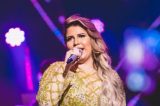 Foto: Marília Mendonça curte Carnaval disfarçada na Pipoca de Salvador