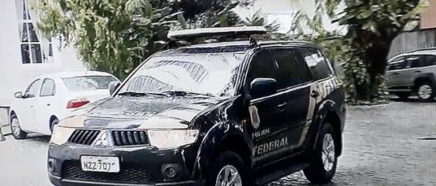 Apartamento, R$ 3,5 milhões e jatinhos: as vantagens que fizeram Jaques Wagner virar alvo da PF