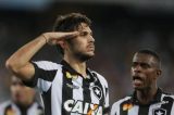 Em jogo eletrizante, Botafogo vence Vasco e está na final da Taça Rio