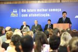 Mendonça reajusta em 20% o transporte escolar