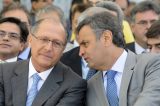 PSDB avalia expulsar Aécio