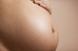 Licença maternidade de 180 dias é aprovada por Comissão do Senado