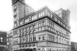 1891 – Carnegie Hall é inaugurada com estreia de Tchaikovsky nos EUA
