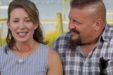 Mulher é diagnosticada com câncer por telespectador durante programa de TV