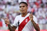 Em 1º jogo após ser liberado para Copa, Guerrero faz 2 e Peru vence