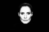 Patrícia Coelho lança “Coragem” com clipe dirigido por Zé Pedro
