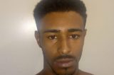 Irmão de criminoso envolvido em morte de PM é preso com drogas em Salvador Irmão de criminoso envolvido em morte de PM é preso com drogas em Salvador
