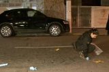 Homem é morto a tiros dentro de carro de luxo blindado