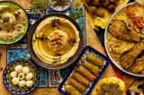 A deliciosa culinária que chega ao Brasil fugindo da guerra, repressão e fome
