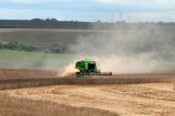 A operação para afrouxar lei de agrotóxicos no Brasil, na contramão do mundo