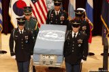 Coreia do Norte devolve restos de soldados mortos na guerra aos EUA
