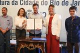 Salário de nova secretária de Educação da Prefeitura do Rio aumentou 58% em um ano