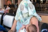 Mulher recebe pedido para ”se cobrir” enquanto amamenta e dá resposta inusitada