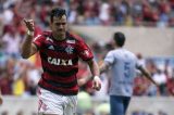 Henrique Dourado volta e faz gol da vitória do Flamengo sobre o Cruzeiro no Maracanã
