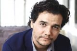 Wagner Moura diz que governo Bolsonaro faz terrorismo e bolsonaristas são covardes