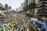 Bolsonaro: marcha e insulto a mulheres