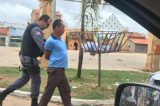 Filho é preso após matar a própria mãe Filho é preso após matar a própria mãe