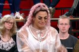 Pabllo Vittar chora ao lembrar quando apanhou na infância por ser gay