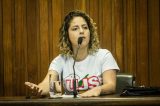 Carina Vitral sofre censura do Facebook após convocação para o #EleNão