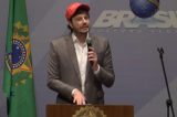 Danilo Gentili diz que discorda de Jair Bolsonaro e que Maria do Rosário merece ser estuprada Danilo Gentili diz que discorda de Jair Bolsonaro e que Maria do Rosário merece ser estuprada
