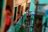 Mulher é presa após esfaquear a própria mãe na Bahia; assista
