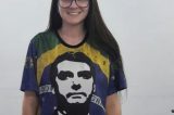 Deputada que pediu para filmar “professores doutrinadores” usa camiseta de Bolsonaro em sala de aula