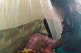 A batalha de uma mãe para salvar sua filha doente na Venezuela em crise