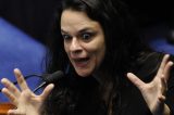 Em evento do MBL, Janaína Paschoal diz que Bolsonaro “reverenciou Fidel” ao mandar médicos cubanos embora