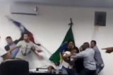Correntina: vídeo mostra pancadaria em sessão que cassou vereadores