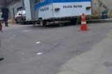 Dois policiais são feridos em ataque de criminosos à base da PM na Baixada